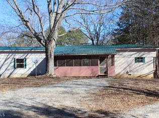 91 Hilltop Dr, Martin, GA 30557