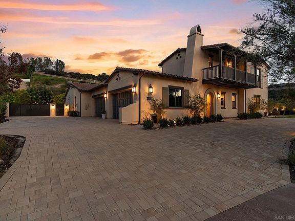 5th image of 16564 Crescent Creek Dr