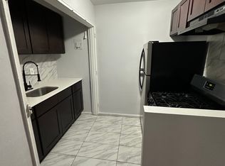 47 Branch Brook Pl APT 2M, Newark, NJ 07104