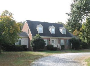 1715 Taylor Rd, Crozier, VA 23039