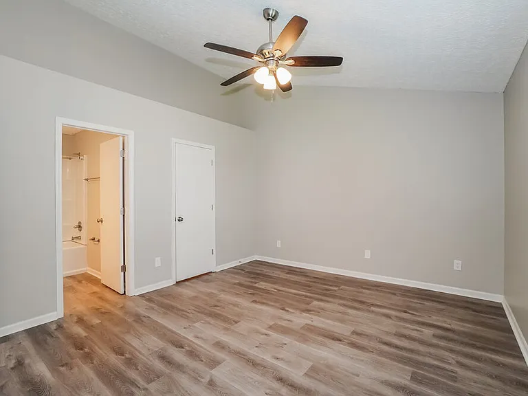 4934 Allwood Dr — Photo 11