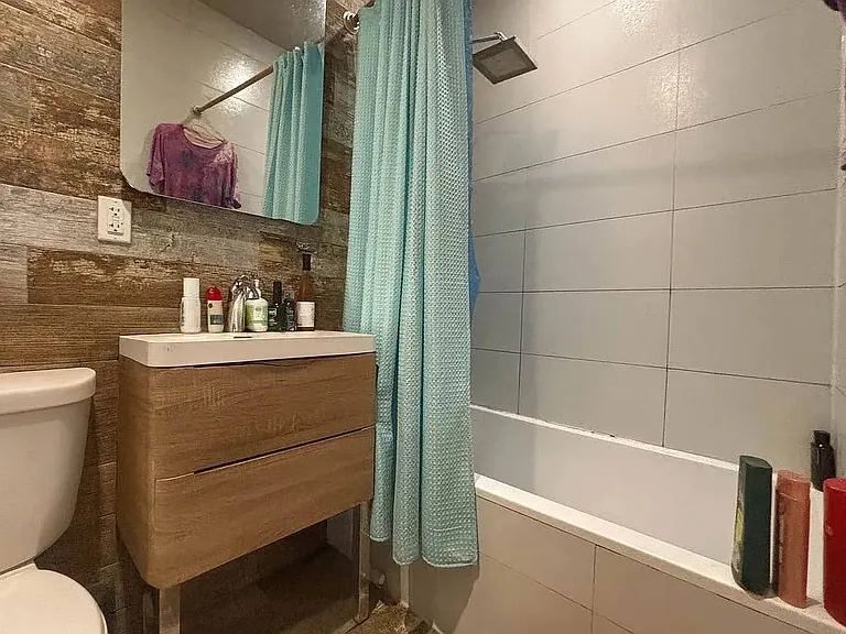 245 Jefferson St #3R — Photo 8