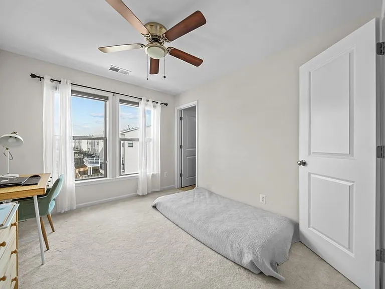 24473 Juniper Wood Ter — Photo 14