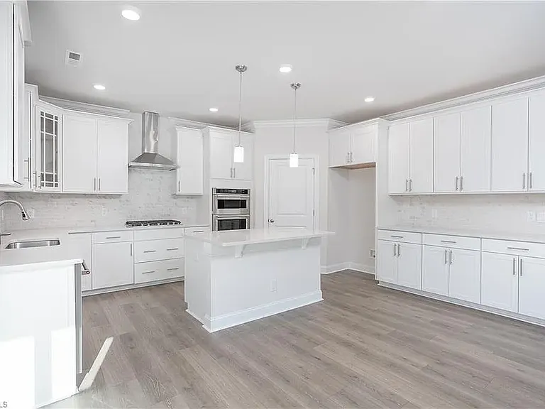 6309 Andrew Henry Ct — Photo 17