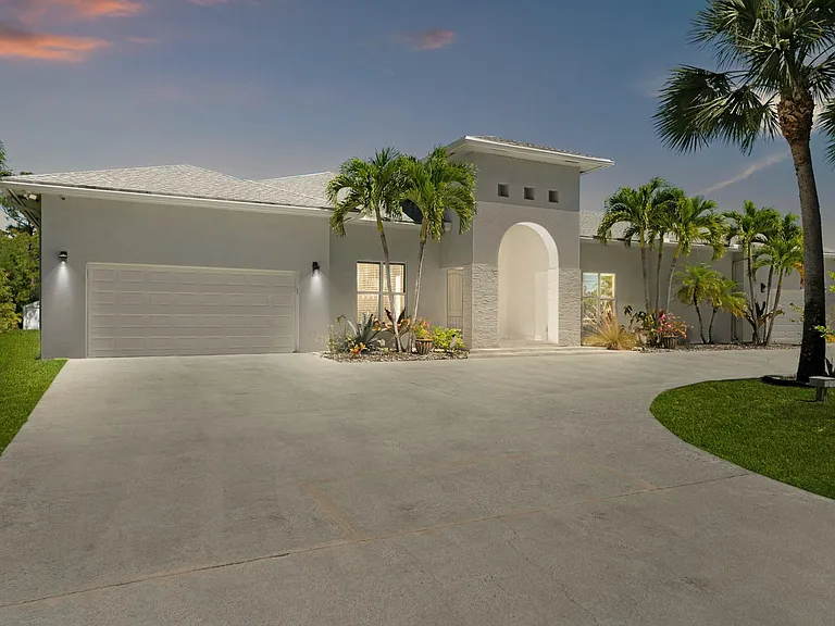 15503 Temple Blvd — Photo 66