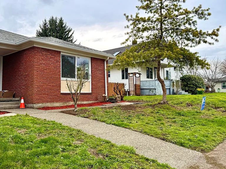 3910 NW Franklin St #A — Photo 14