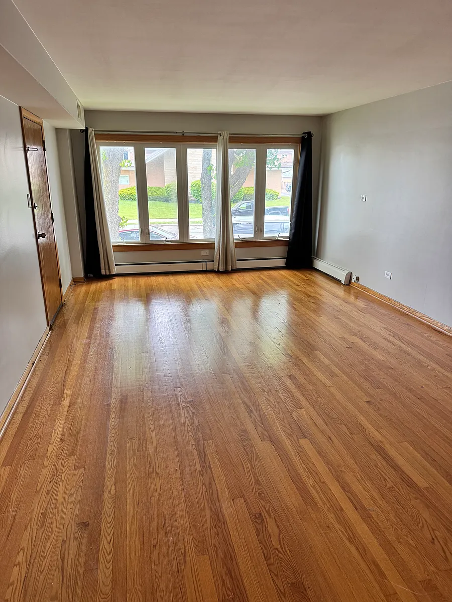 Building Photo - 5432 S Austin Ave #1