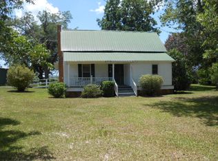 267 Dixon Rd, Uvalda, GA 30473