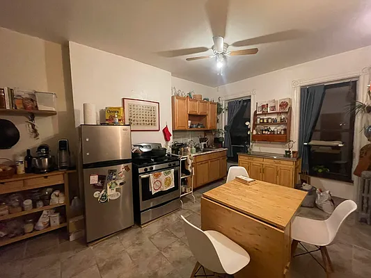 Rented by Limestone Realty Bklyn, LLC | media 8