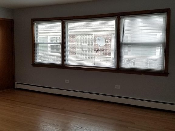 5th image of 8634 W Berwyn Ave #3S