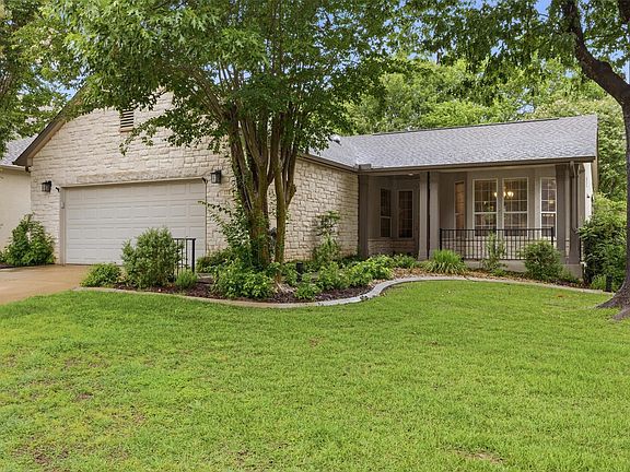 2nd image of 118 Bluebell Dr
