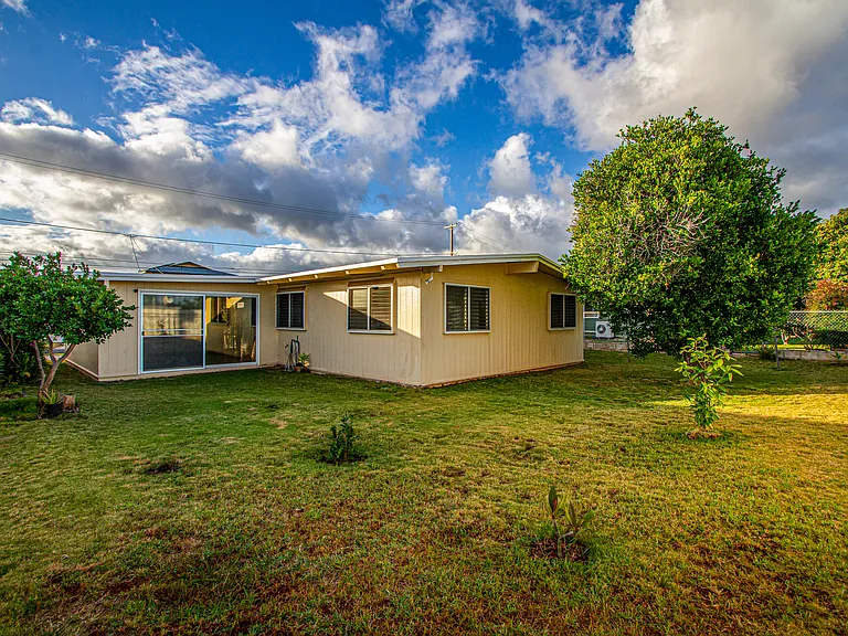 1633 Hookani St — Photo 8