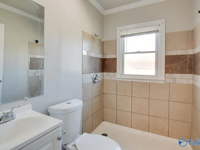 1715 Chester St NW — Photo 9