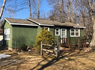 19 Casey Ln, Wurtsboro, NY 12790