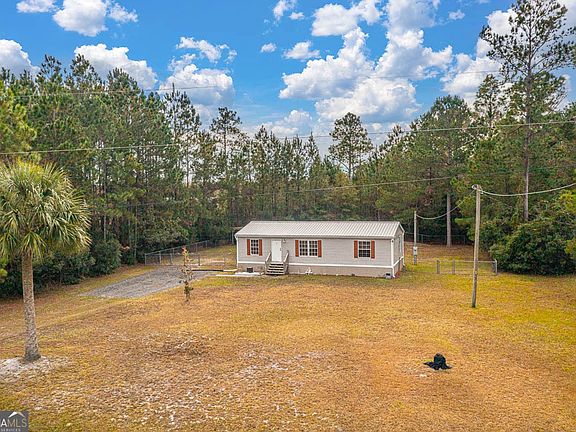 2nd image of 1093 Timber Landing Rd