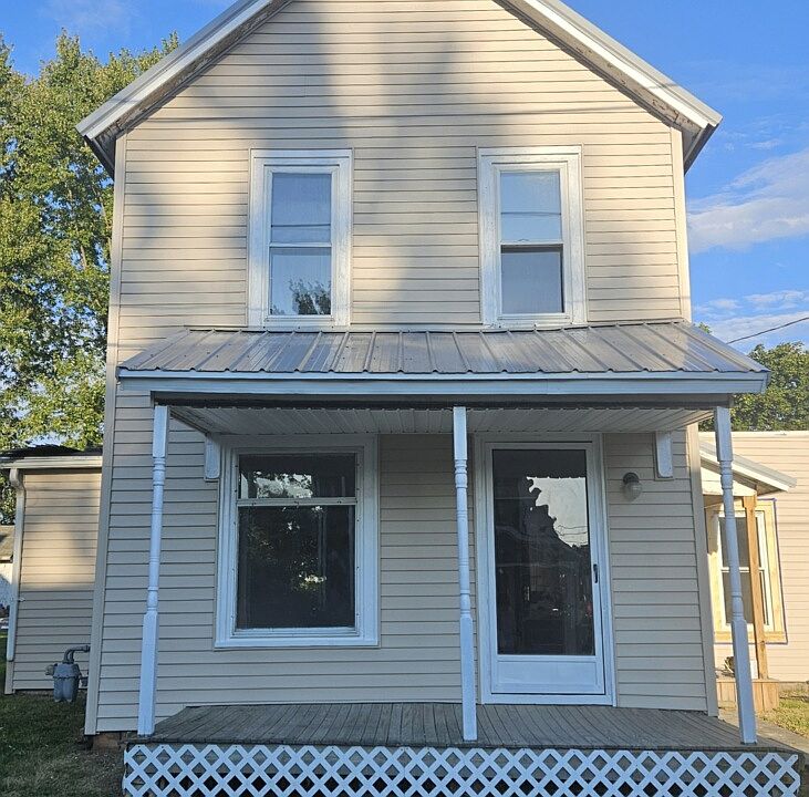 1st image of 15 Oak St