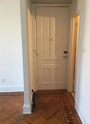 Rented by Avenue Sotheby's International Realty | media 16