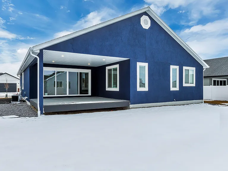 2299 E Woodbury Ln — Photo 3