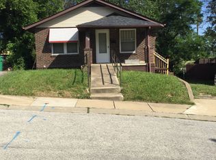 1613 Glenechort Dr, Saint Louis, MO 63133