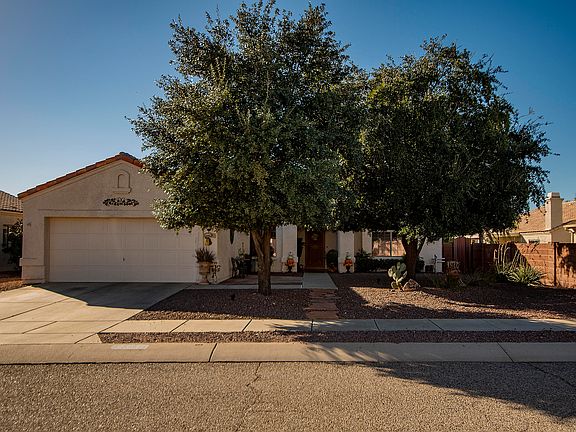 2nd image of 9557 N Elan Ln