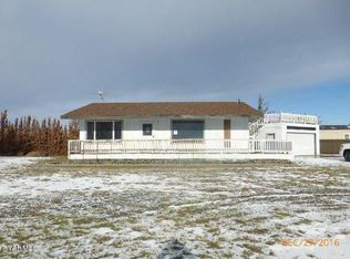 611 Washington Pl SW, Mattawa, WA 99349