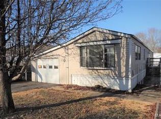 5576 Echo Valley Dr, House Springs, MO 63051