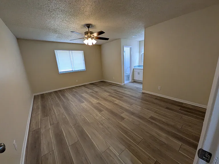3107 Westrim Dr — Photo 10
