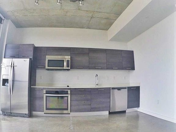 4th image of 151 SE 1st St APT 2606