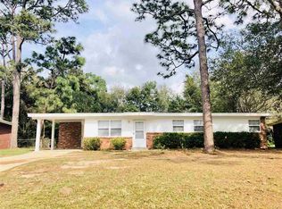 6214 Hilltop Rd, Pensacola, FL 32504