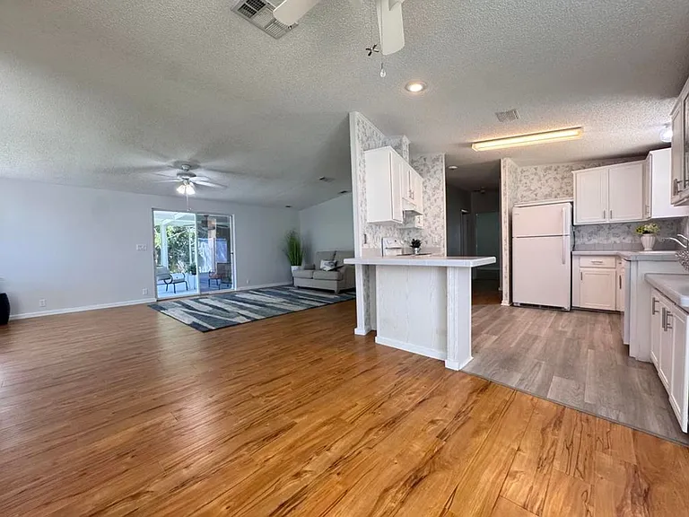 25 Winthrop Ln — Photo 6