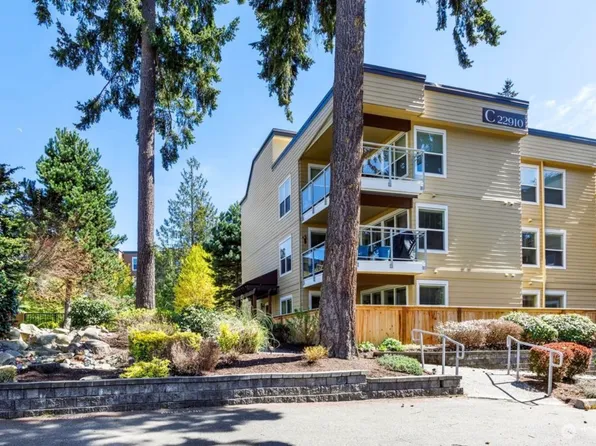 22910 90th Ave W, Edmonds, WA 98026