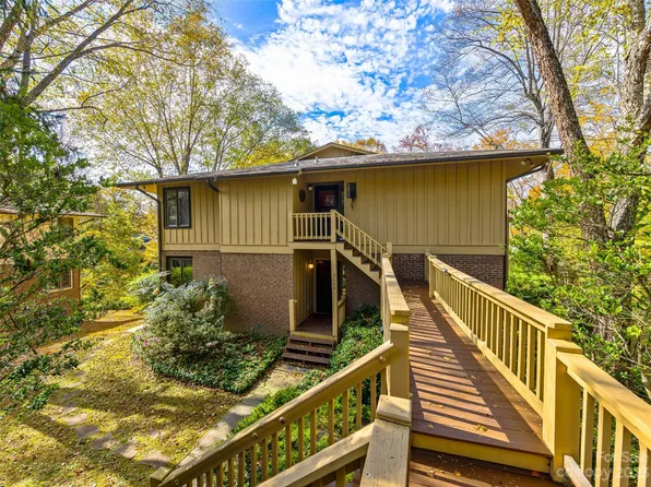 3509 Mountain Top Way, Hendersonville, NC 28739