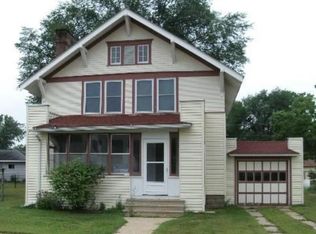 231 N 4th St, Muscoda, WI 53573