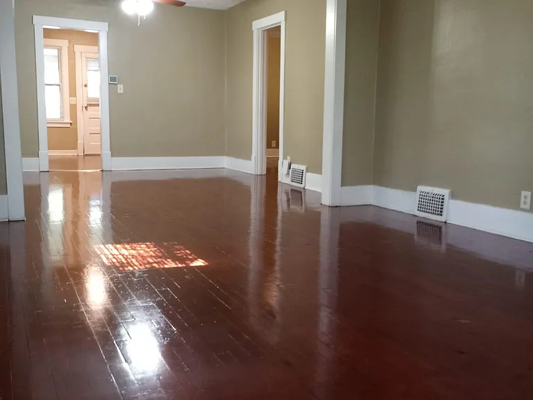 4619 California St — Photo 13