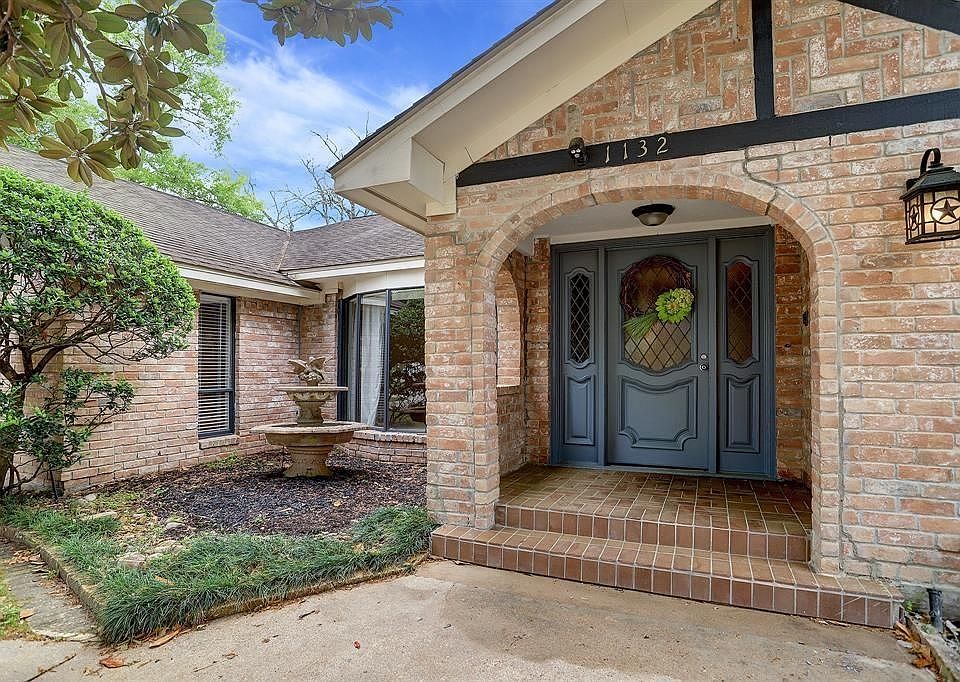 1132 Fries Rd, Houston, TX 77055 Zillow