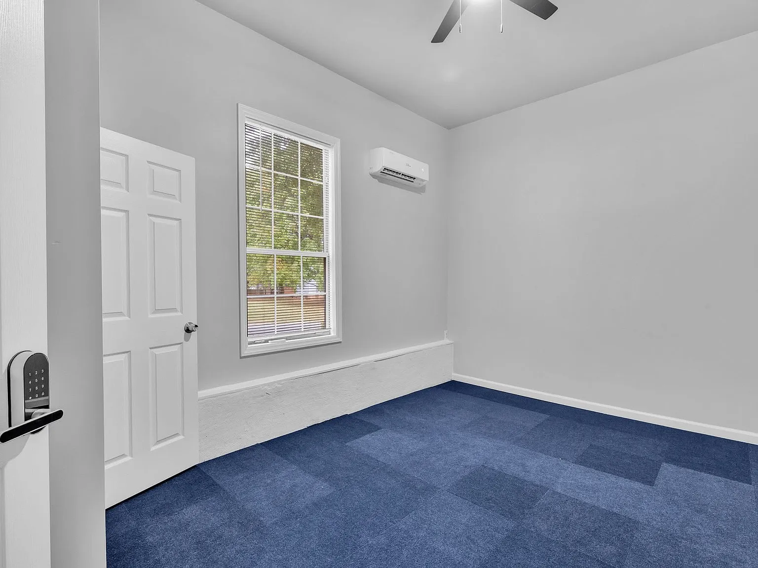 6 bed, $800 — Photo 2
