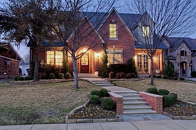 1st image of 6527 Lake Circle Dr