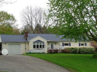 555 Mercer Rd, Greenville, PA 16125