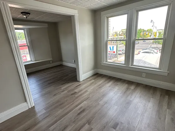 970 S Clinton Ave APT 1, Rochester, NY 14620