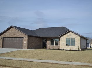 4020 Hollyhock Ln, Richmond, KY 40475