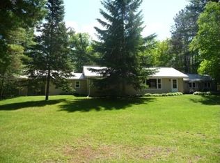 N2973 Otter Dr, Waupaca, WI 54981