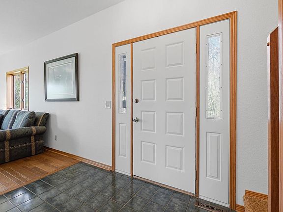 5th image of 498 Meander Wood Road