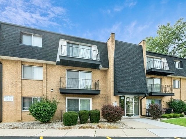 1st image of 4921 W 109th St #16202