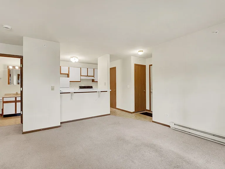 330 Leah Ln #2C — Photo 6
