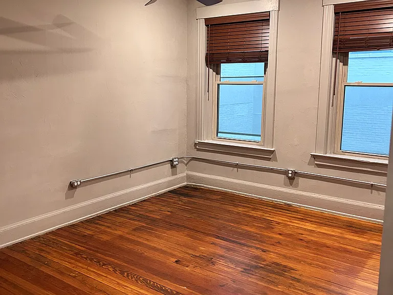 12 W Court St #7 — Photo 21