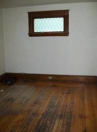 2nd image of 37 Thorp St