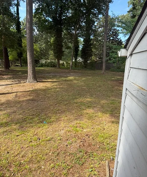 12748 Richmond St — Photo 15