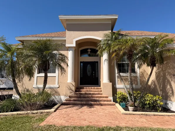2008 N Pointe Alexis Dr, Tarpon Springs, FL 34689