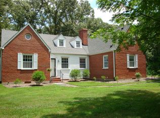 2818 Maidens Rd, Powhatan, VA 23139