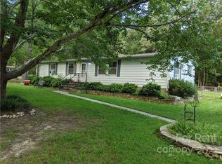 3416 Carolyn Ln, Matthews, NC 28104